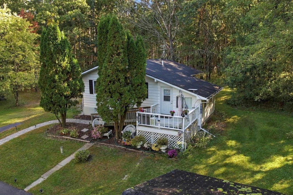 Photo of 9019 2nd AVENUE, Almond, WI 54909 (MLS # 22604902)