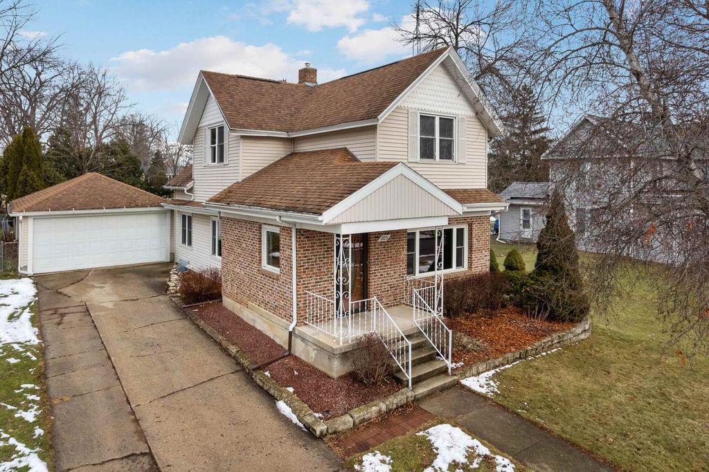 Photo of 205 W Cherry STREET, Fox Lake, WI 53933 (MLS # 2016785)