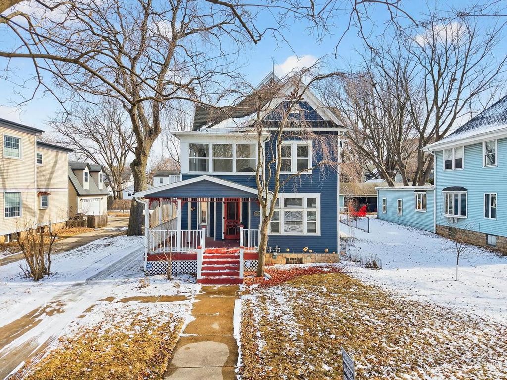 Photo of 625 S Quincy STREET, Green Bay, WI 54301 (MLS # 50321709)