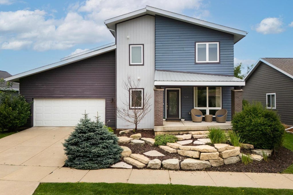 Photo of 5019 Sawgrass TERRACE, Middleton, WI 53597 (MLS # 2030720)