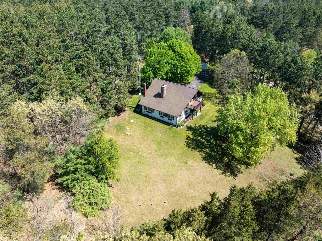 Photo of 3703 8th AVENUE, Wisconsin Dells, WI 53965 (MLS # 2023763)