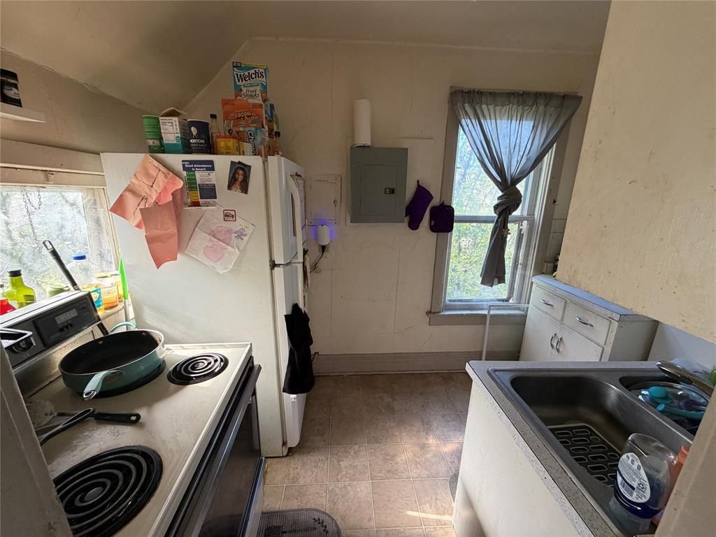 Photo of 717 Balcom STREET #2, Eau Claire, WI 54703 (MLS # 1601735)