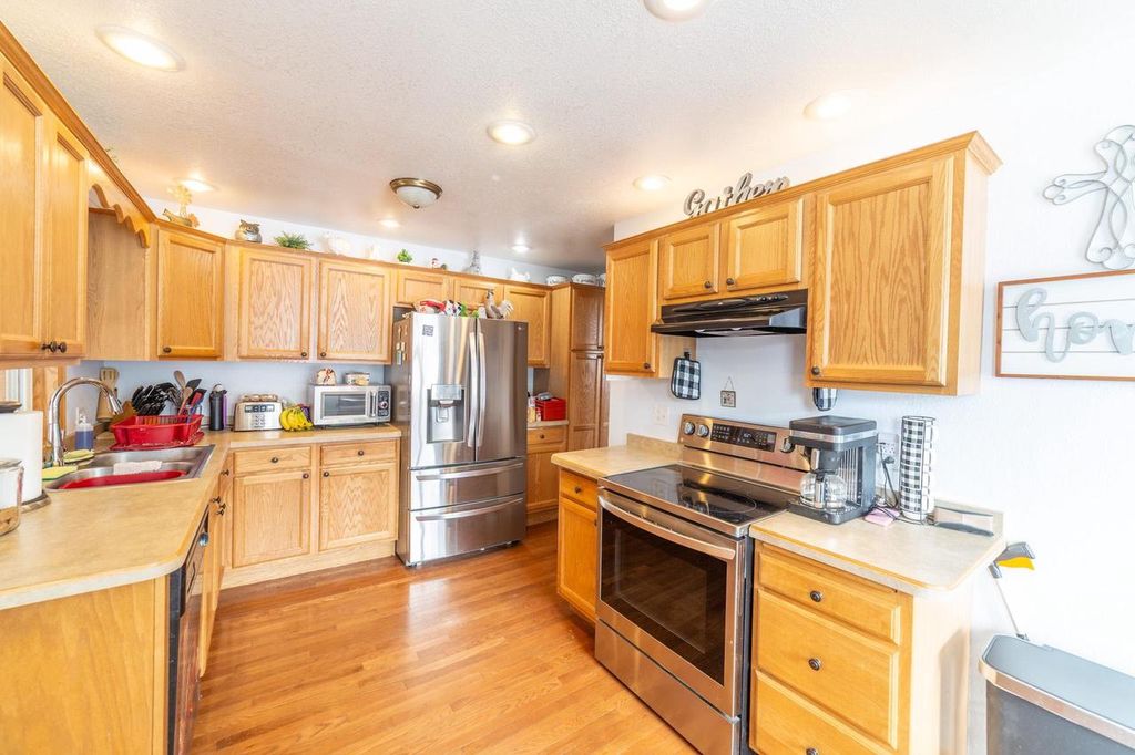 Photo of 499 N Clinton STREET, Princeton, WI 54968 (MLS # 2019108)