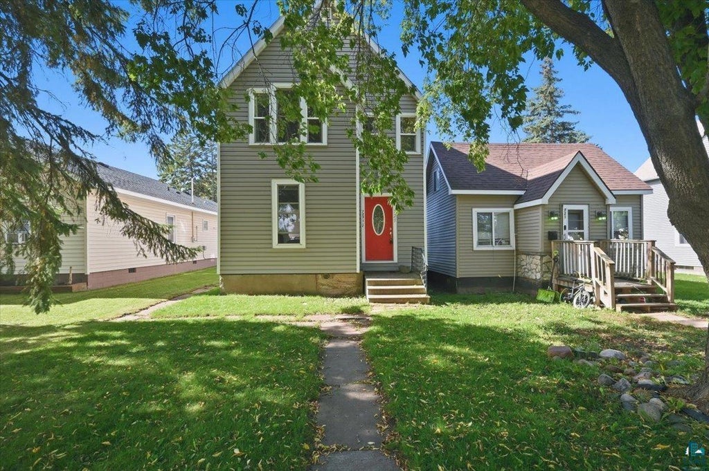 Photo of 723 Clough AVENUE, Superior, WI 54880 (MLS # 6128320)