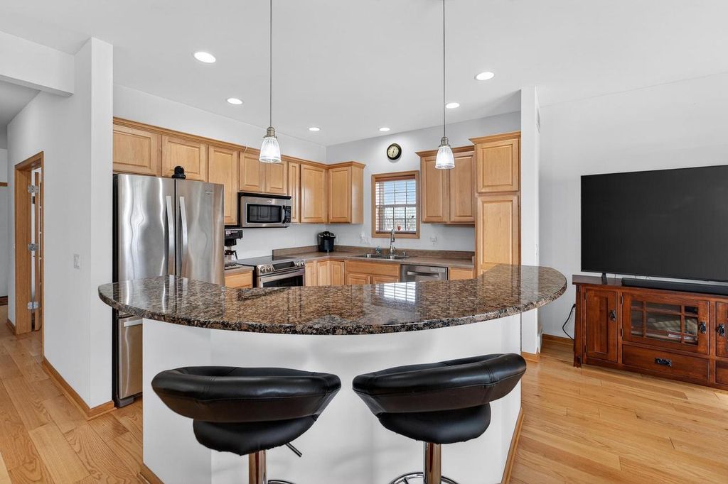 Photo of 644 Bear Claw WAY, Middleton, WI 53562 (MLS # 2015024)