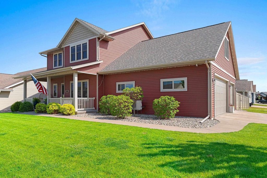 Photo of 3351 Mockingbird WAY, Oshkosh, WI 54901 (MLS # 50325793)