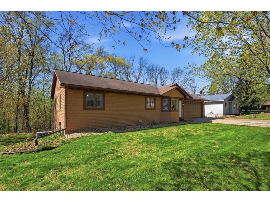 Photo of 269 E Sunset LANE, Ellsworth, WI 54011 (MLS # 7064197)