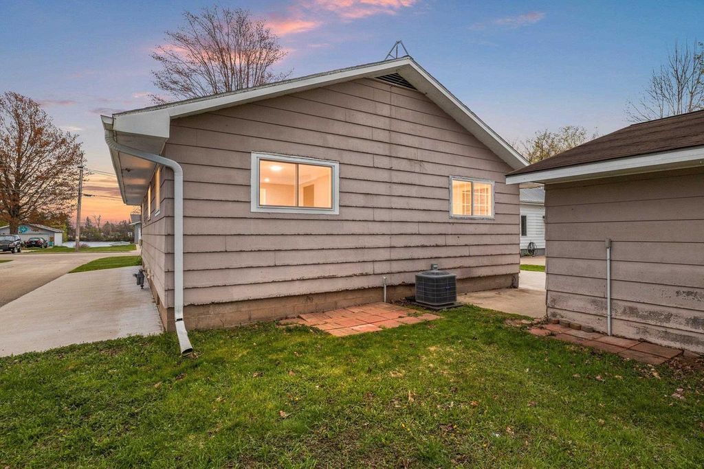 Photo of 221 River HEIGHTS, Shawano, WI 54166 (MLS # 50324953)