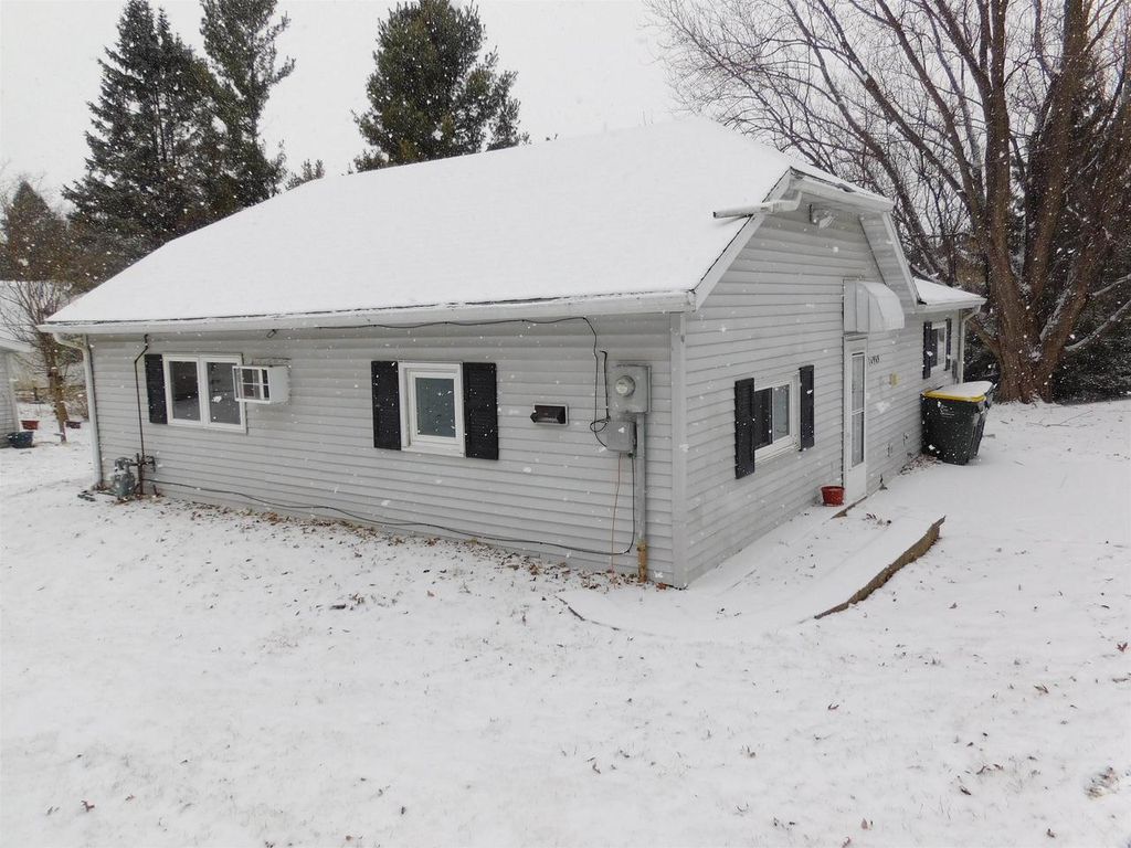 Photo of 10969 Brigham AVENUE, Blue Mounds, WI 53517 (MLS # 2017541)