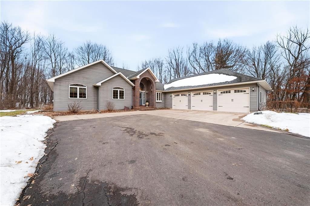 Photo of 7888 W Folsom STREET, Eau Claire, WI 54703 (MLS # 1598538)