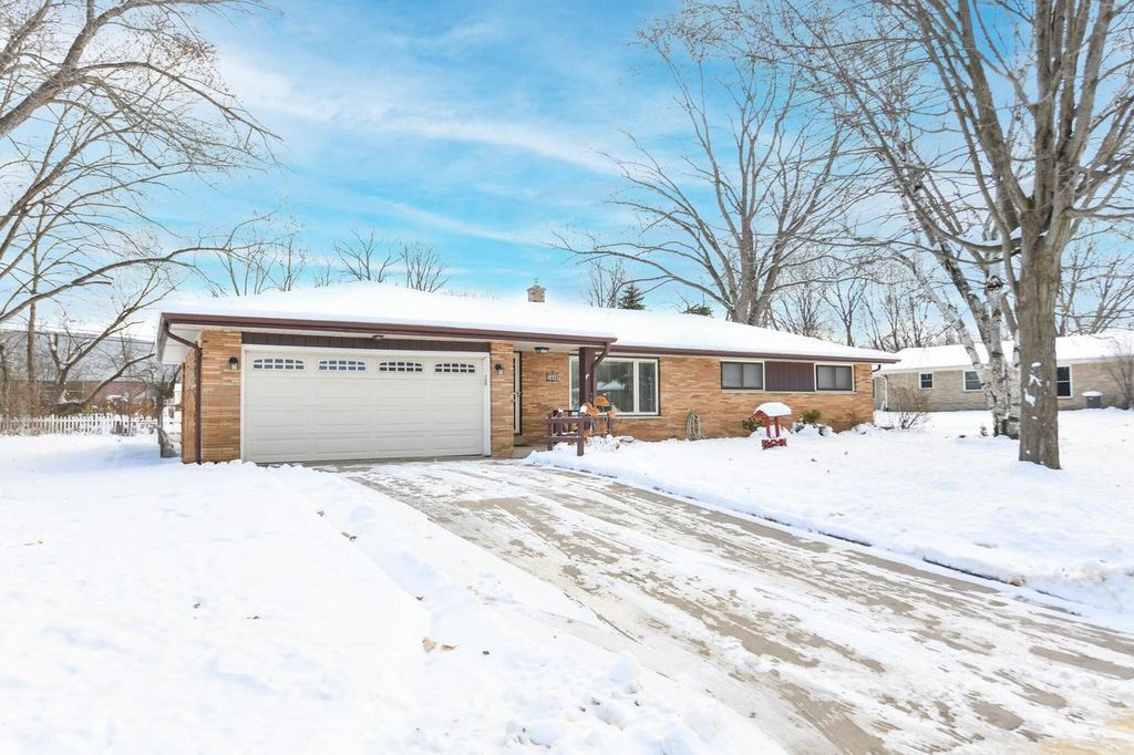 Photo of 3446 S 104th STREET, Milwaukee, WI 53227 (MLS # 1944629)
