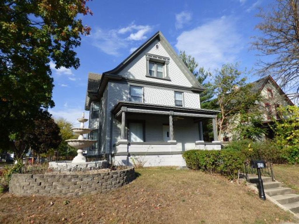 Photo of 423 Portland AVENUE, Beloit, WI 53511 (MLS # 2011178)