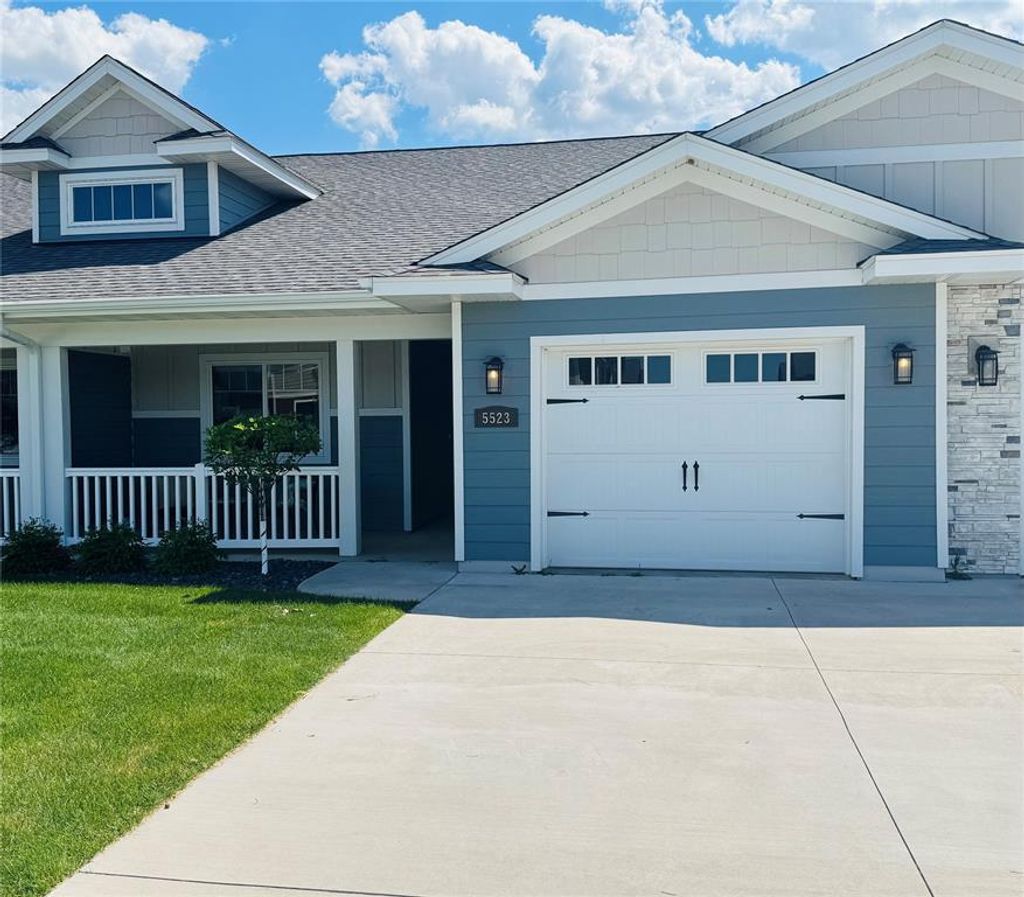 Photo of 5523 Timber TRAIL, Eau Claire, WI 54701 (MLS # 1601511)