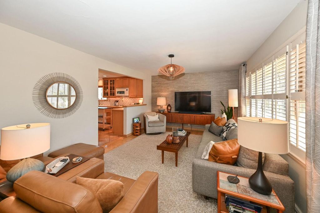 Photo of 1531 N 118th STREET, Wauwatosa, WI 53226 (MLS # 1952918)