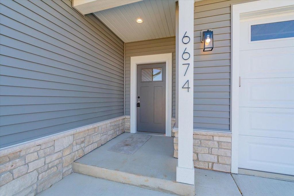 Photo of 6674 Warner Farm DRIVE, Deforest, WI 53532 (MLS # 2009527)