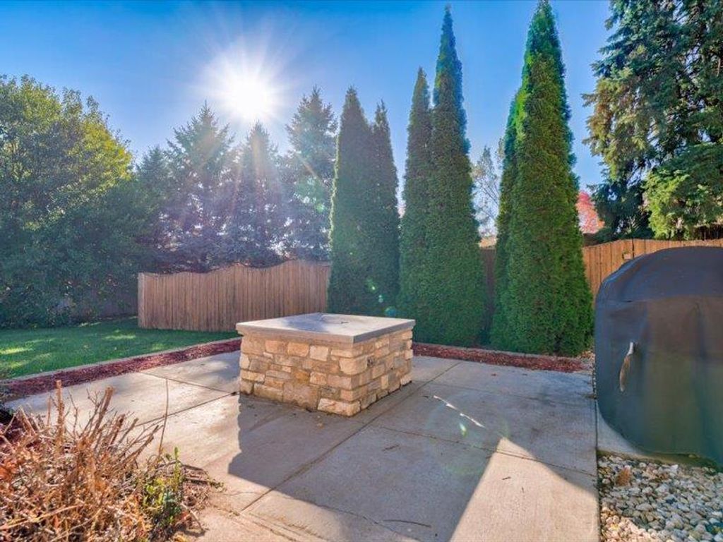 Photo of 5433 Lacy ROAD, Fitchburg, WI 53711 (MLS # 2011422)