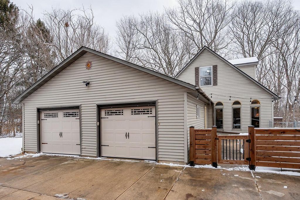 Photo of W229S8060 Big Bend DRIVE, Big Bend, WI 53103 (MLS # 1946793)