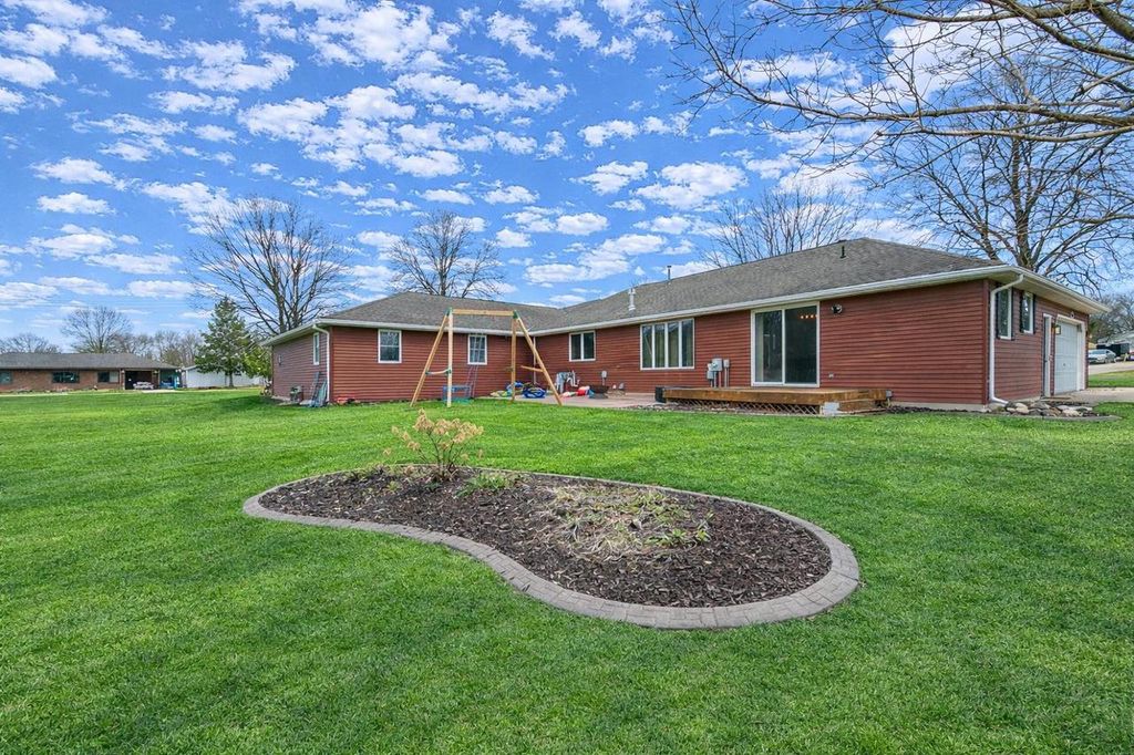 Photo of 1833 Mac COURT, Green Bay, WI 54311 (MLS # 50323136)