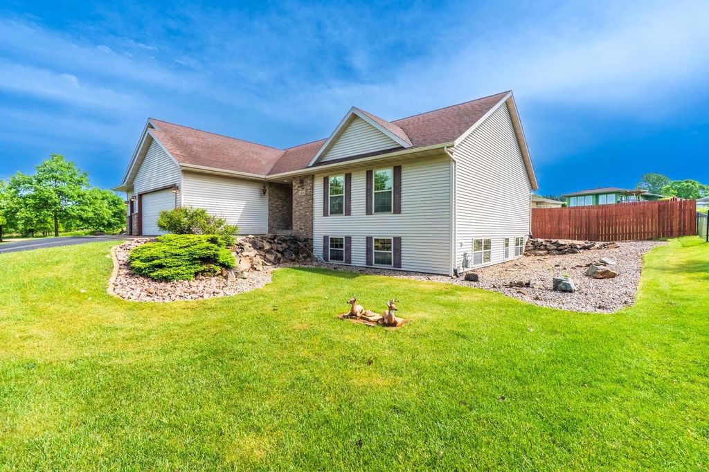 Photo of 1430 Sumner STREET, Wausau, WI 54403 (MLS # 22602680)