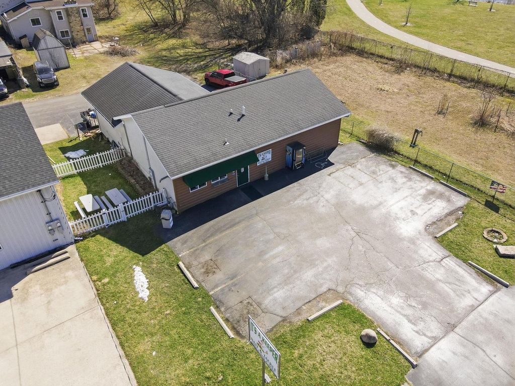 Photo of 815 S Washington STREET, Janesville, WI 53548 (MLS # 2019251)