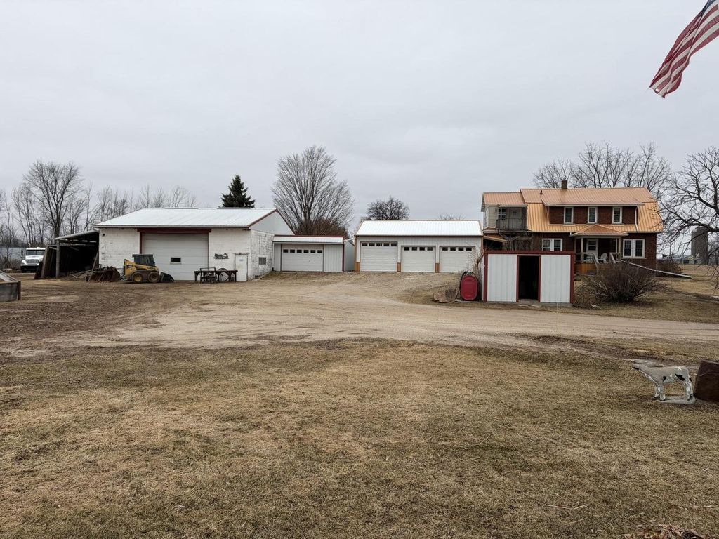 Photo of 5182 Frontier ROAD, Denmark, WI 54208 (MLS # 2022897)
