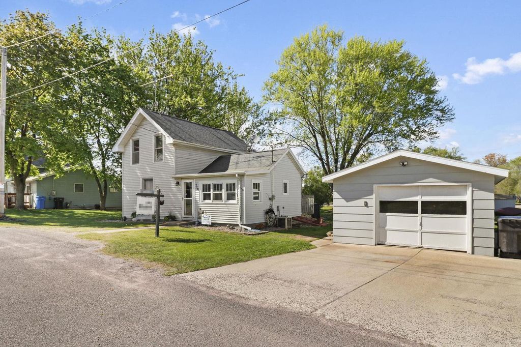 Photo of 716 High STREET, Arena, WI 53503 (MLS # 2019991)