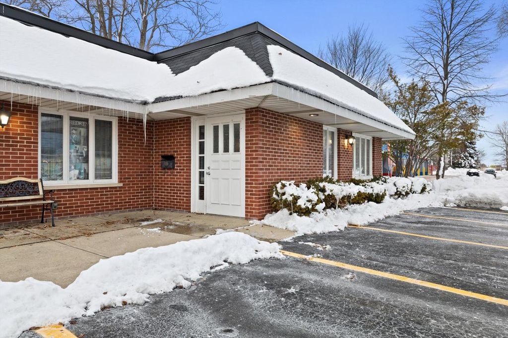 Photo of 1742 22nd AVENUE, Kenosha, WI 53140 (MLS # 1945476)