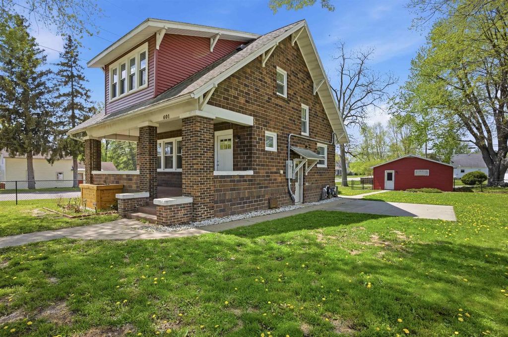 Photo of 601 Vine STREET, Wisconsin Dells, WI 53965 (MLS # 2022490)