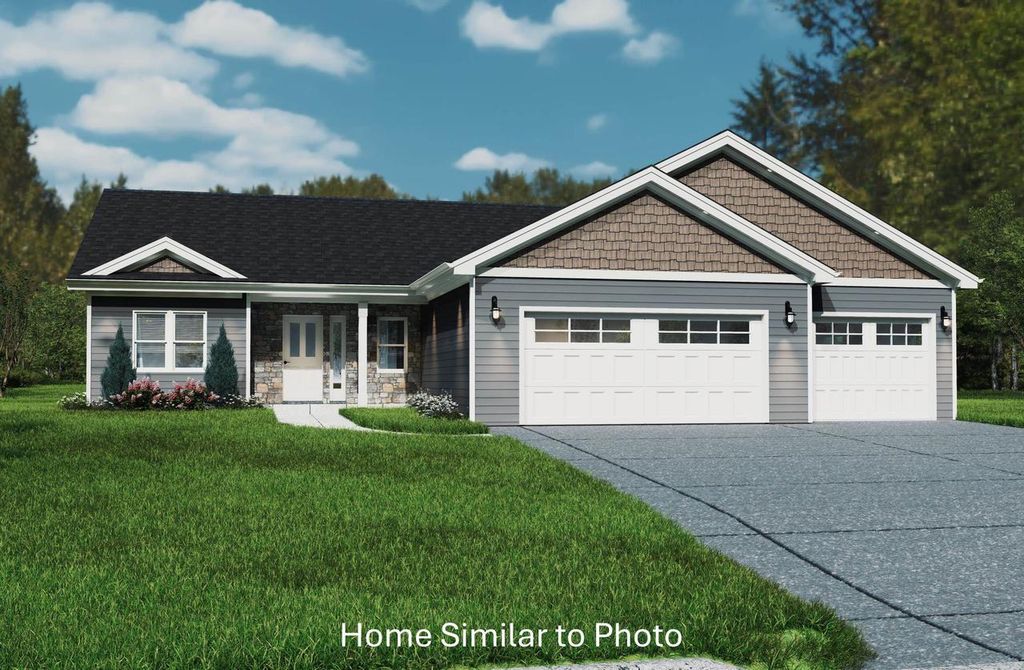 Photo of 1747 Betty Jean LANE, Green Bay, WI 54313 (MLS # 50326211)