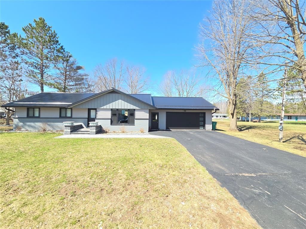 Photo of 170 Victoria STREET, Phillips, WI 54555 (MLS # 1600109)