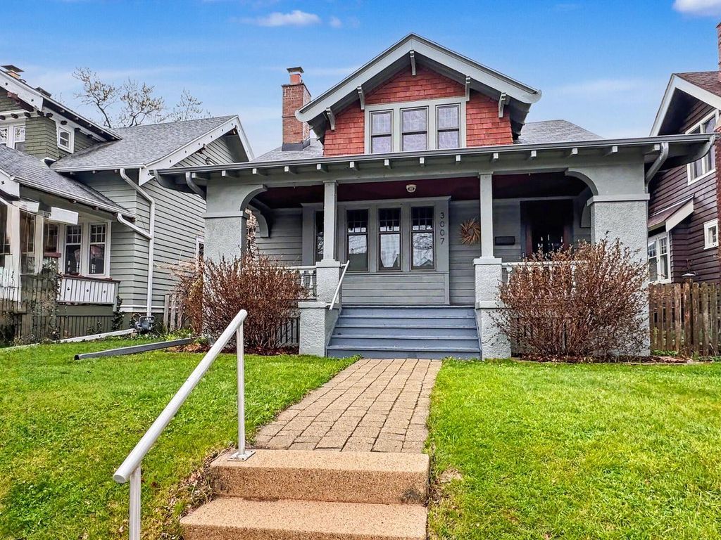 Photo of 3007 N Newhall STREET, Milwaukee, WI 53211 (MLS # 1958633)