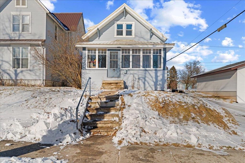 Photo of 313 Center STREET, Kewaunee, WI 54216 (MLS # 50320417)