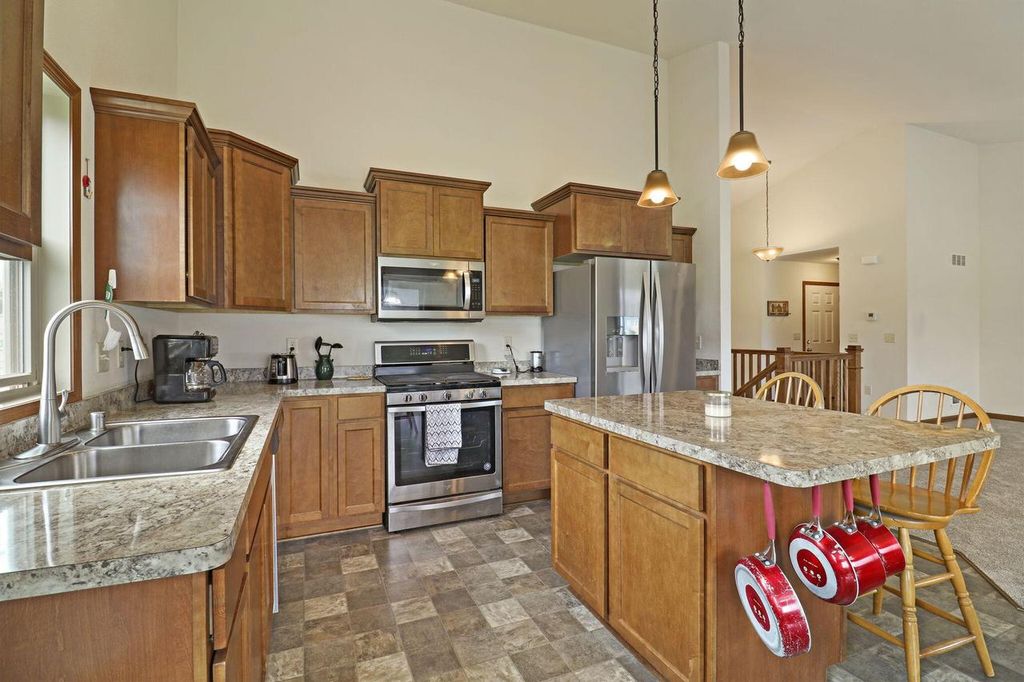 Photo of 9432 Hawthorne DRIVE, Sturtevant, WI 53177 (MLS # 1963888)