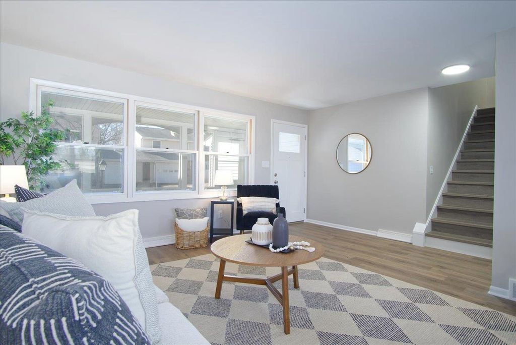 Photo of 30 Whitcomb CIRCLE #100, Madison, WI 53711 (MLS # 2018239)