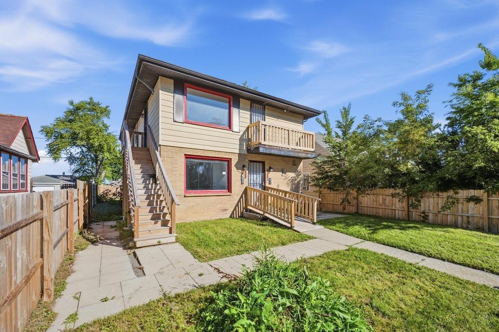 Photo of 6160 N 36th STREET #6162, Milwaukee, WI 53209 (MLS # 1980422)