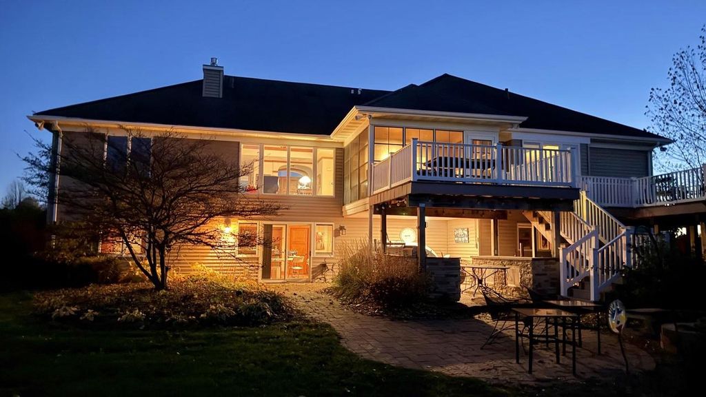 Photo of 5294 Notre Dame DRIVE, Omro, WI 54963 (MLS # 50321870)