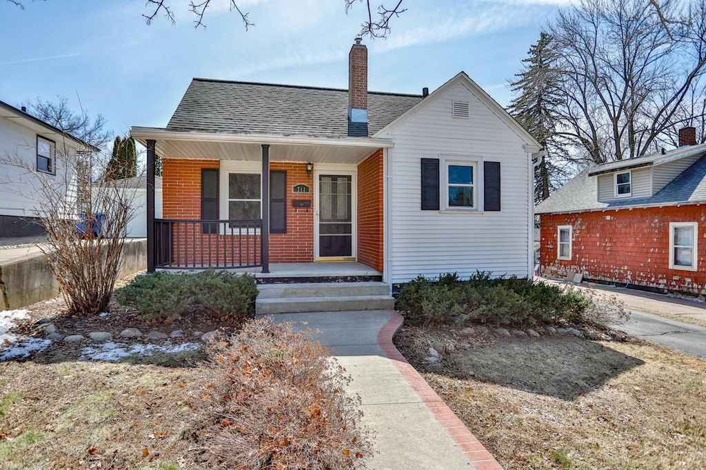 Photo of 711 Turner STREET, Wausau, WI 54403 (MLS # 22601353)