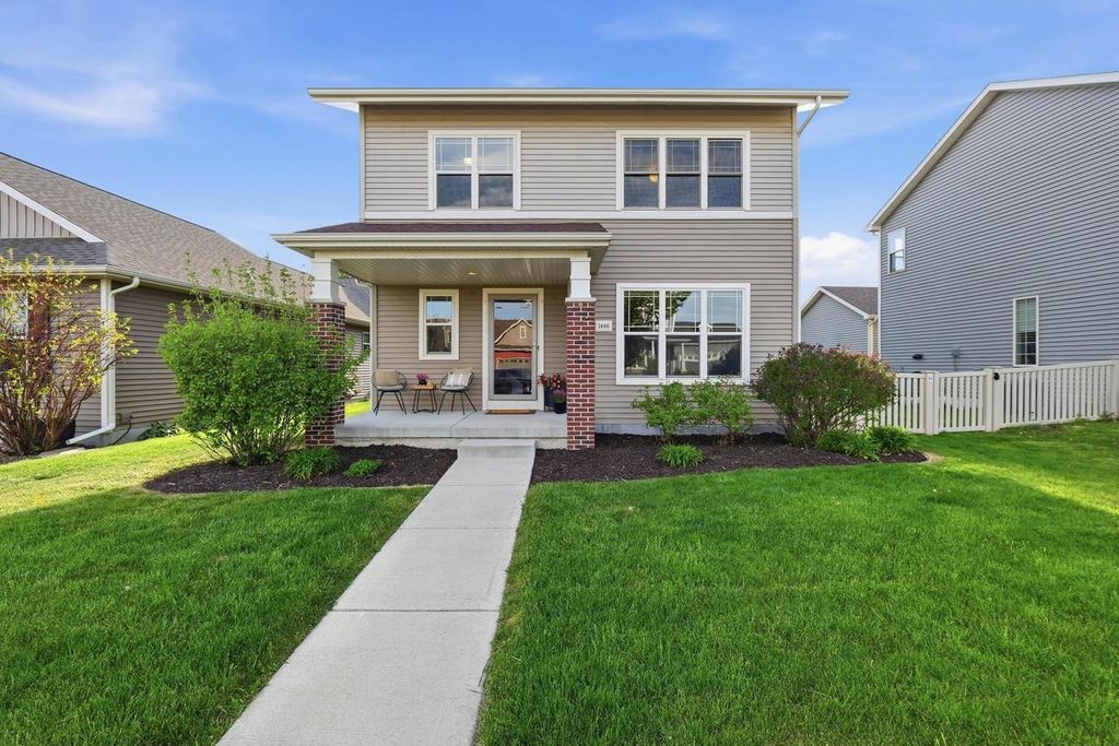 Photo of 1446 Thoreau DRIVE, Sun Prairie, WI 53590 (MLS # 2024190)