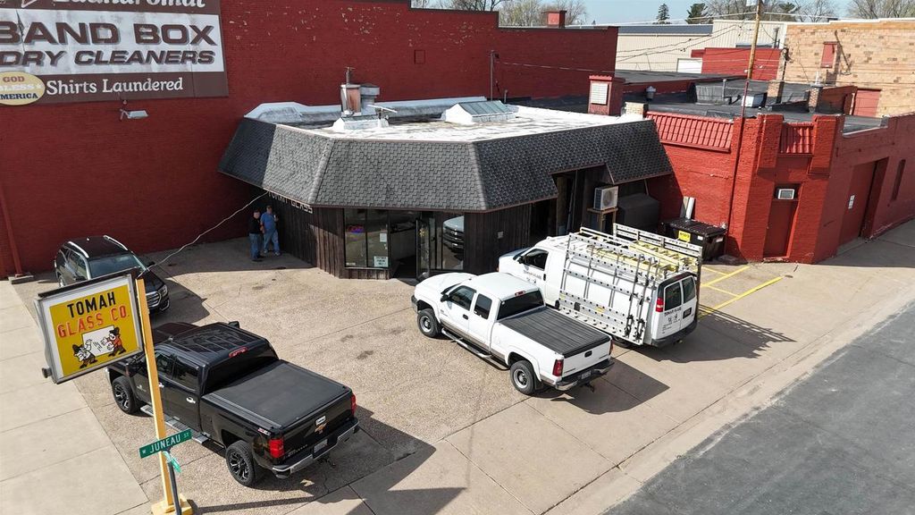 Photo of 1201 Superior AVENUE, Tomah, WI 54660 (MLS # 2021197)