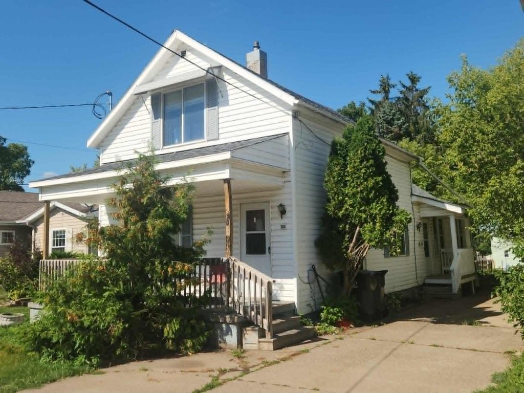 Photo of 307 W Cleveland STREET, Marshfield, WI 54449 (MLS # 22604346)