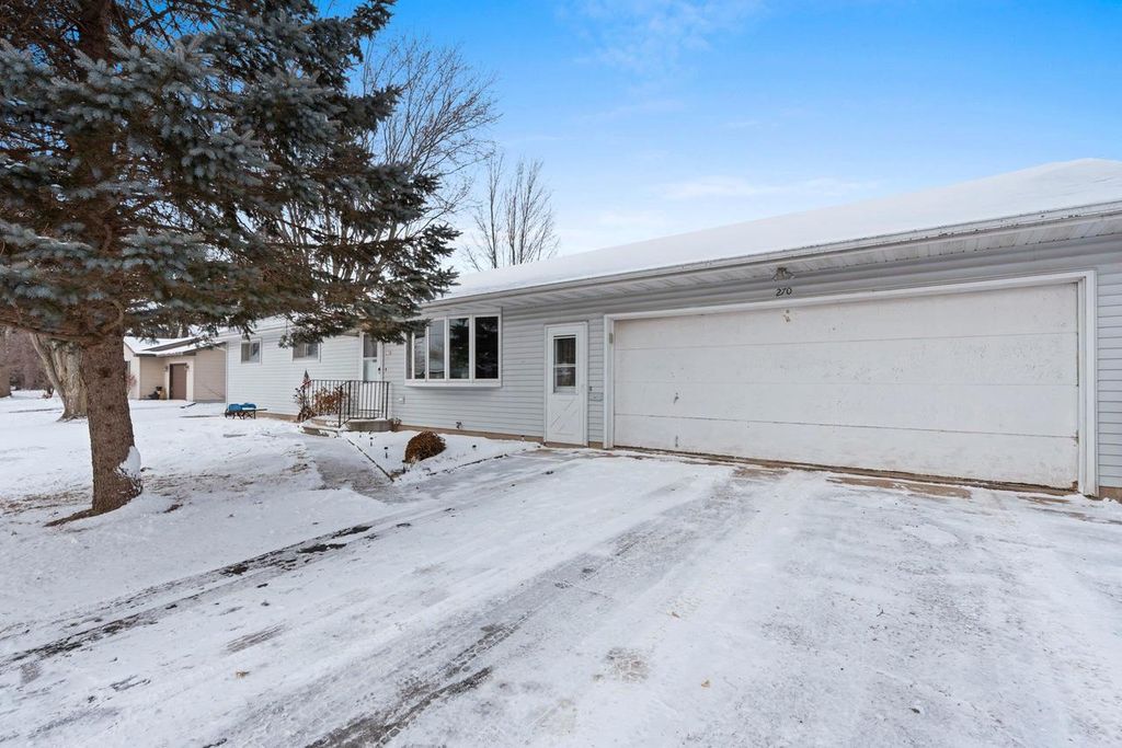 Photo of 270 Walnut STREET, Manawa, WI 54949 (MLS # 50319476)