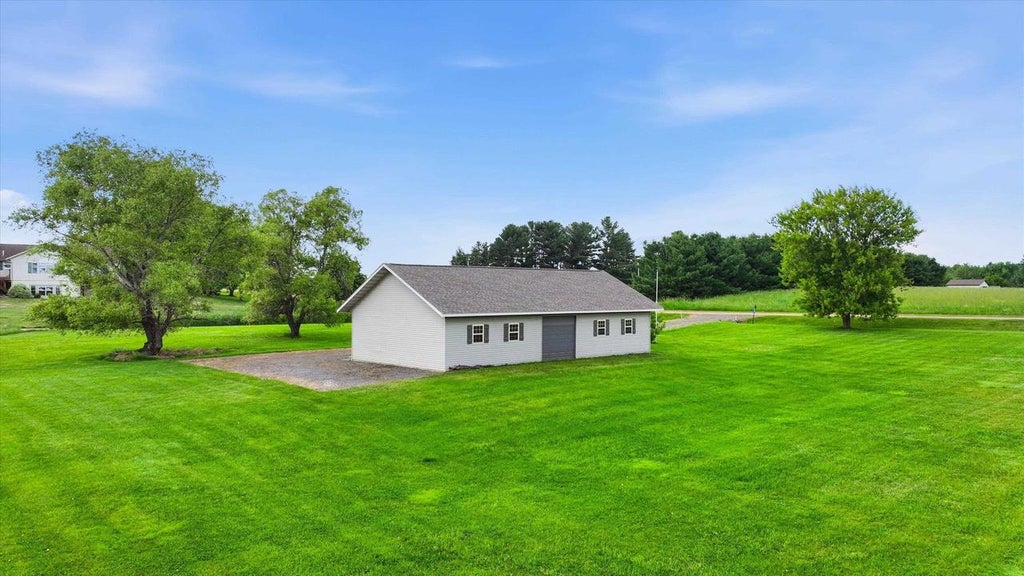 Photo of 127865 S Bayside DRIVE, Auburndale, WI 54412 (MLS # 22602620)