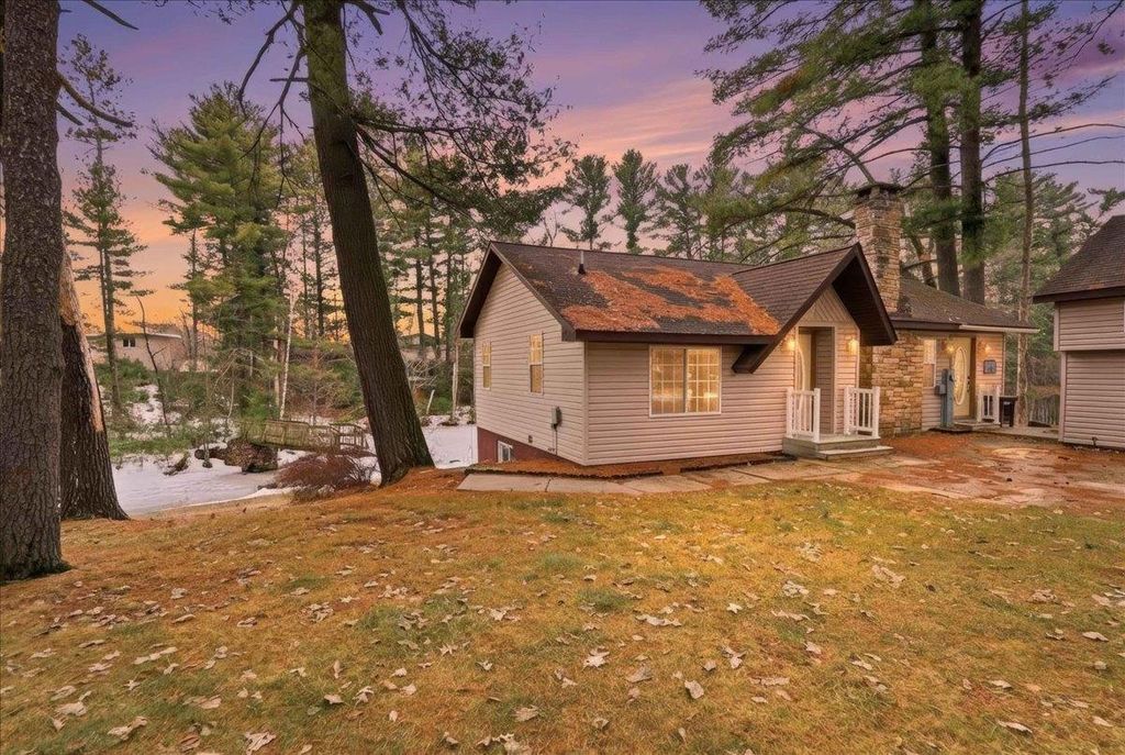 Photo of 3640 Murwin CIRCLE, Wisconsin Rapids, WI 54494 (MLS # 2016751)