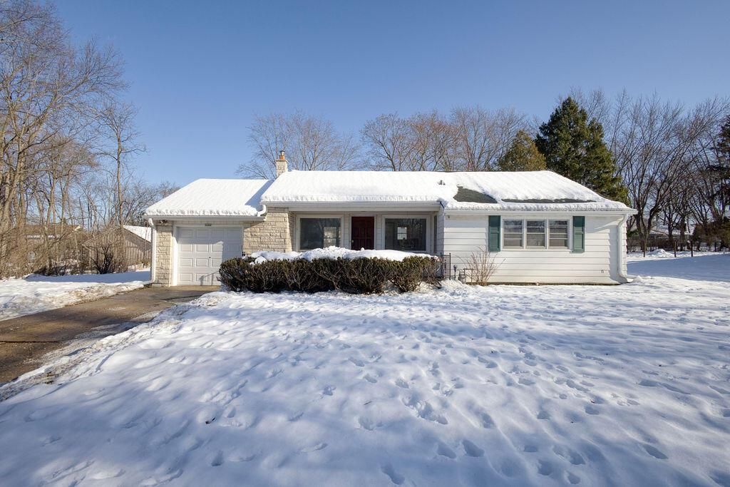 Photo of 3080 N Brookfield ROAD, Brookfield, WI 53045 (MLS # 1945441)