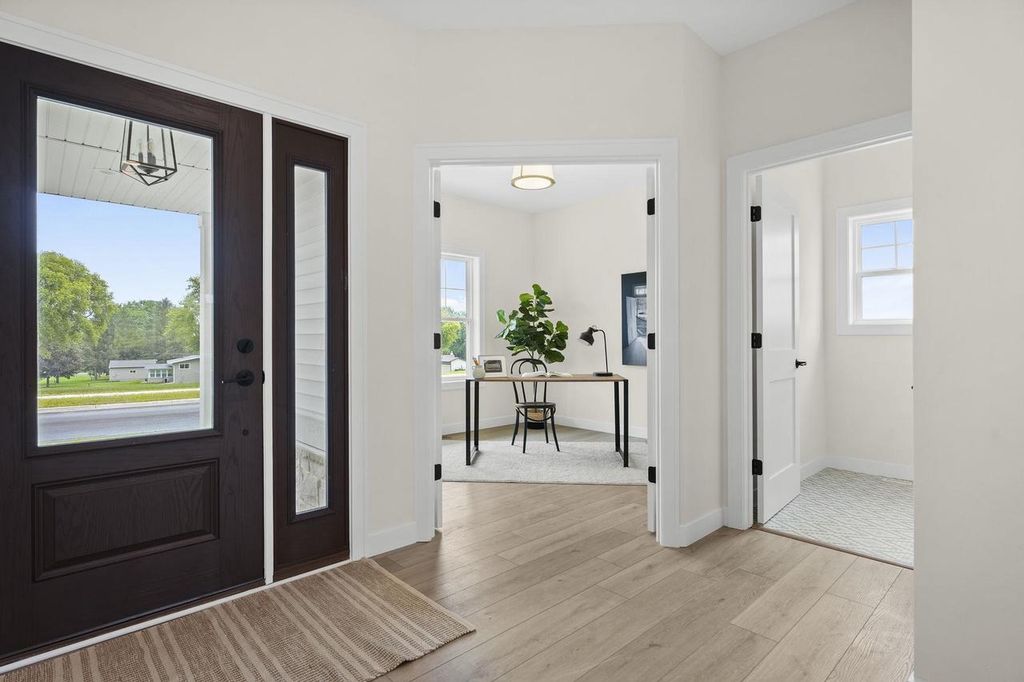 Photo of 2019 Wellington PLACE, Cottage Grove, WI 53527 (MLS # 2008150)