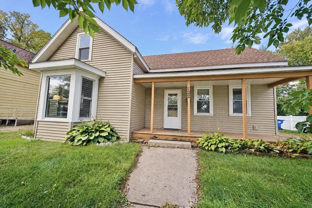 Photo of 122 River STREET, Wausau, WI 54401 (MLS # 22604638)