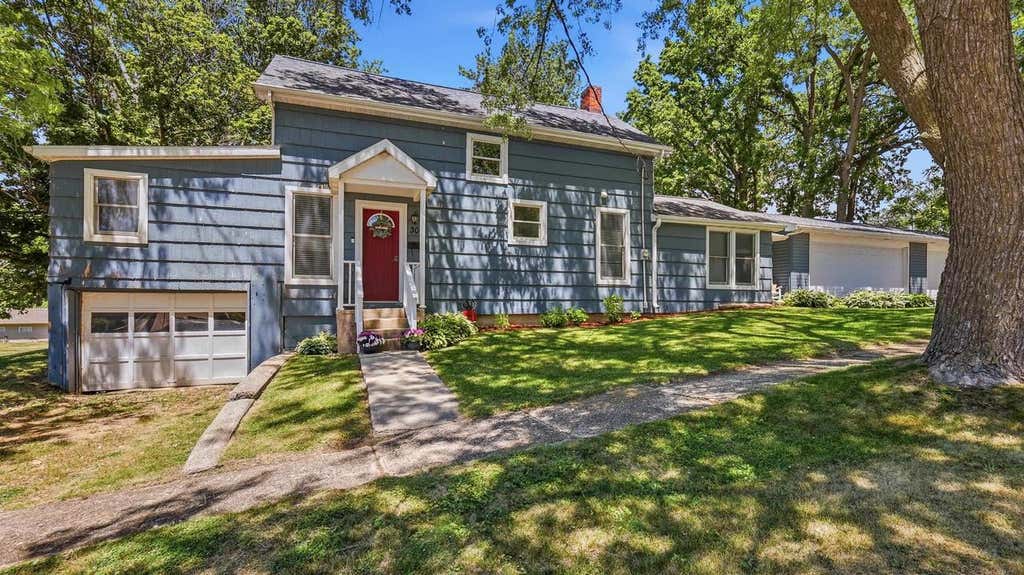 Photo of 304 E North STREET, Darlington, WI 53530 (MLS # 2025229)