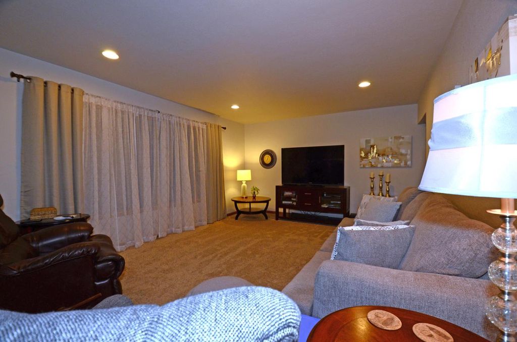 Photo of 5415 S Nicolet DRIVE, New Berlin, WI 53151 (MLS # 1953504)