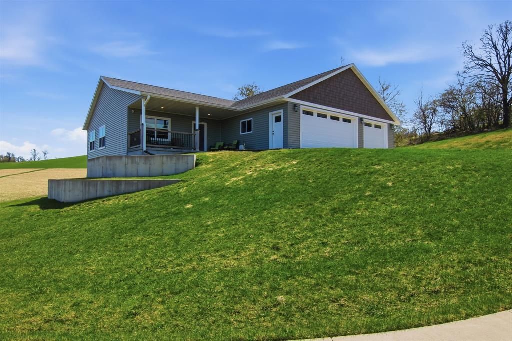 Photo of 36000 Sheila BOULEVARD, Whitehall, WI 54773 (MLS # 1600426)