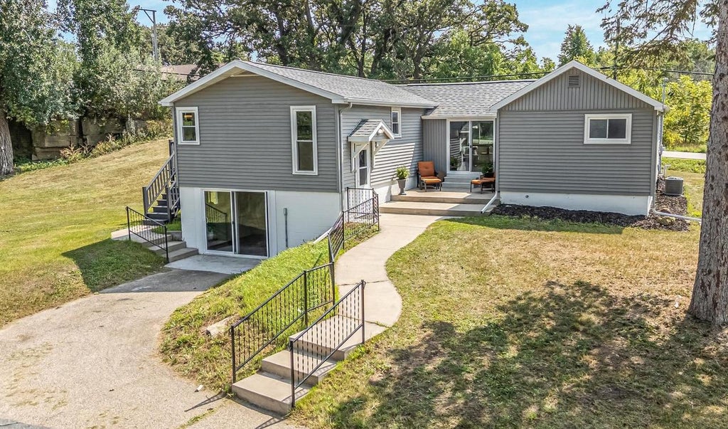 Photo of 8772 County Rd K, Omro, WI 54963 (MLS # 50331482)